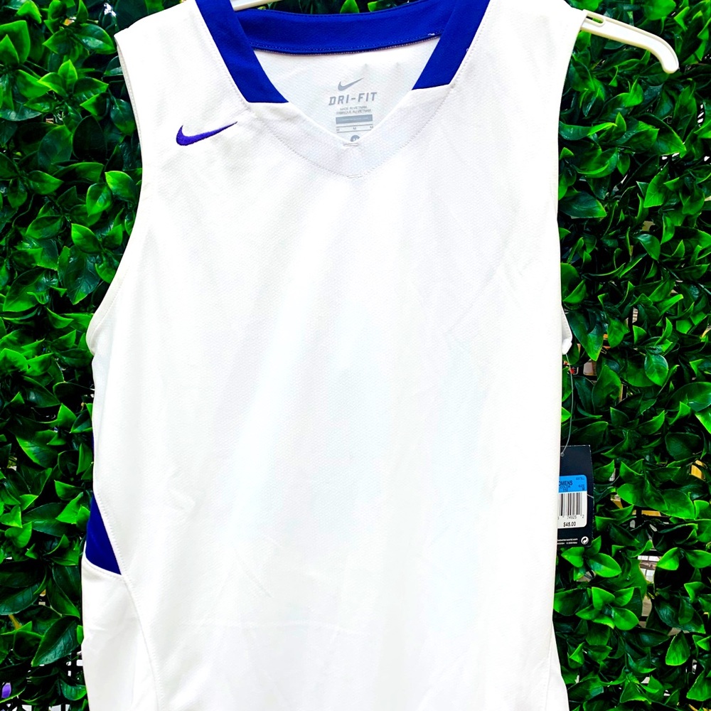 Nike, short sleeve , dry-fit tshirt.